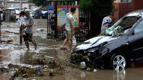 20 killed as heavy rains hit Beijing - Khaama Press