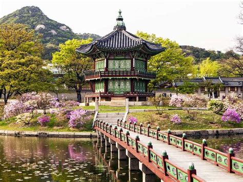 South Korea Travel Guide - Discover the best time to go, places to ...