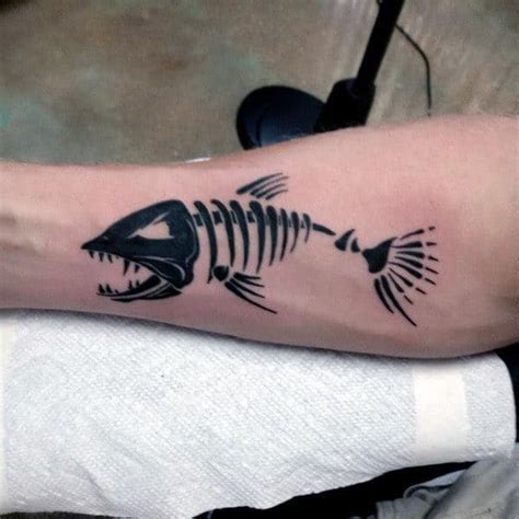 Fish Head Tattoo : 15 Simple Fish Tattoo Designs With Meanings I ...