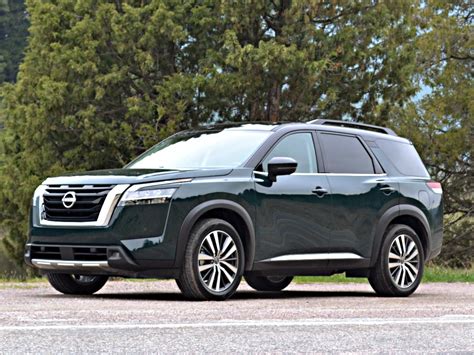 2022 Nissan Pathfinder Review