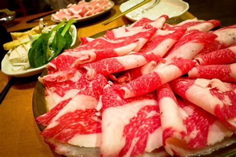 Food Battle: Shabu Shabu vs Sukiyaki - GQ trippin