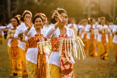 Budaya Bali yang Unik dan Hanya Ada di Pulau Dewata - KabarApik.com