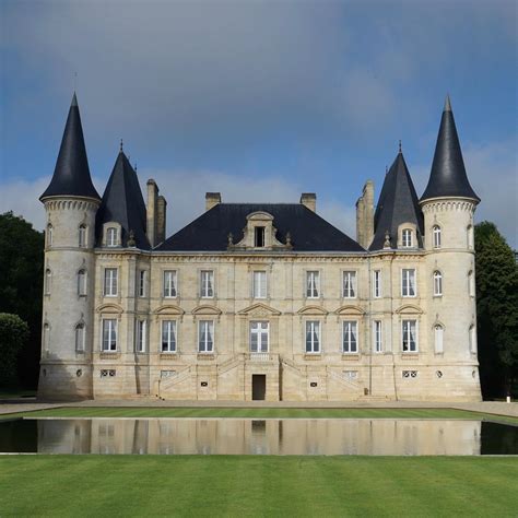 Chateau Pichon Baron castle! - Exploring Wine Regions