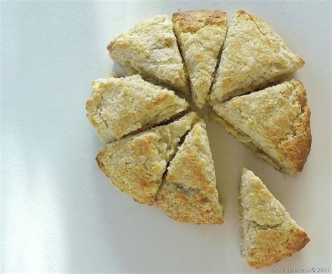 Authentic Scottish Scones Recipe-Soft and Crumbly Tea Scones - Savoring ...