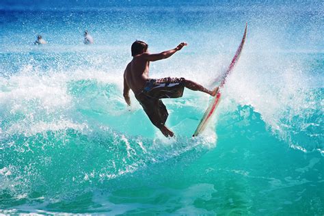 A Complete Guide to Bali Surfing - Tripfuser Travel Blog - Hand Crafted ...