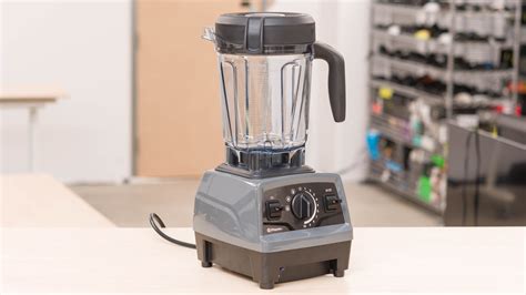 Vitamix 7500 vs Vitamix Explorian E520 Side-by-Side Blender Comparison ...