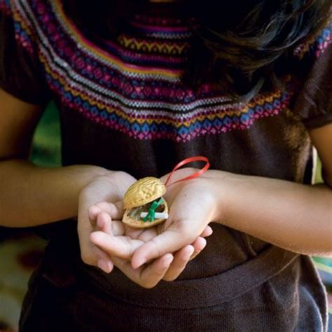 What to Do With Walnut Shells: Crafts and Other Activities for Children ...