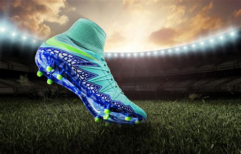 NIKE SOCCER UNVEILS ALL-NEW WOMEN’S CLEAT PACK FOR 2016 - Nike News