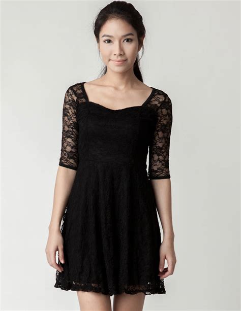 Black Lace Dress Picture Collection | DressedUpGirl.com