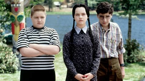 Addams Family Values | FlixNet.to