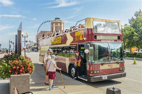 Chicago: Hop-on Hop-off Sightseeing Bus Tour | GetYourGuide