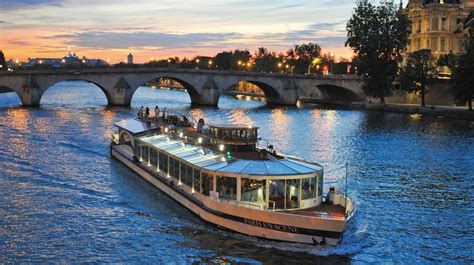 Haut 38+ imagen dinner cruise paris france - fr.thptnganamst.edu.vn