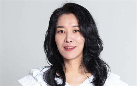 Scene stealer actress Cha Chung Hwa is getting married this month ...