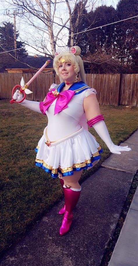 Super Sailor Moon Cosplay : r/sailormoon