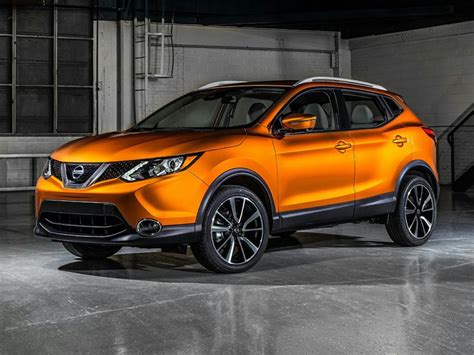 New 2019 Nissan Rogue Sport SV AWD