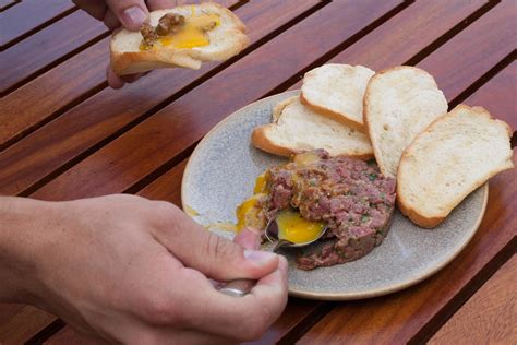 Recipe : Classic Beef Tartare — DB