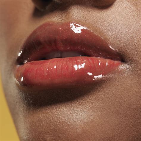 16 Of The Best Clear Lip Gloss Options, According To a Lip Gloss ...