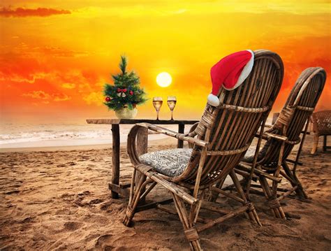 Christmas Beach Wallpaper (68+ images)