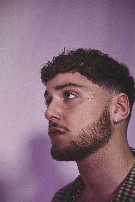 VMAN EXCLUSIVE: Bazzi Discusses New Song 'Crazy' and Creativity During ...