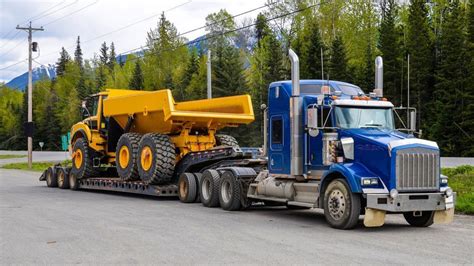 The Basics of Flatbed Trucking | West Coast Carriers