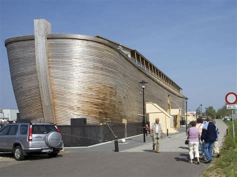 Full-size replica of Noah's Ark - Photo 4 - Pictures - CBS News