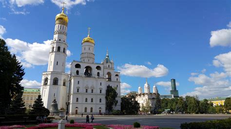 Tour of the Kremlin : Moscow | Visions of Travel