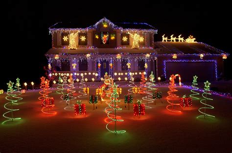 Christmas Lights Displays 2024 - Liuka Prissie