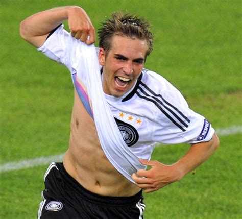 Gay Games Blog: German captain Lahm warns gays against coming out