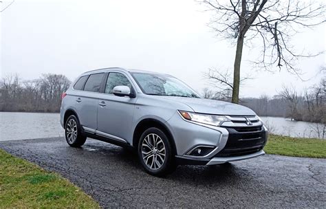 2017 Mitsubishi Outlander GT Review