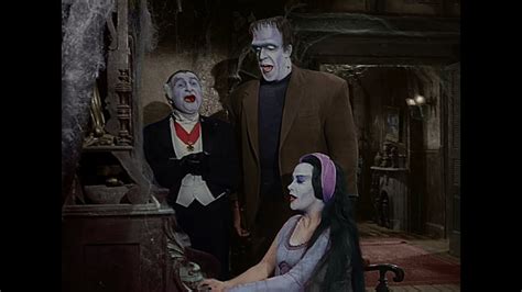 The Munsters - Family Singing Time (in COLOR) - POP-COLORTURE.com - YouTube