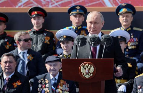 Russia's elite is souring on Putin’s chances of winning his war - The ...