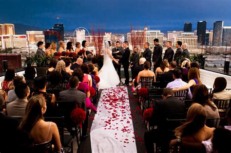 Vegas wedding at the Palms Resort Sky Villa