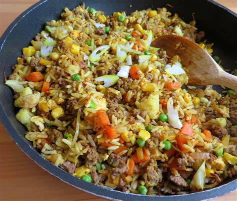 Curried Beef Fried Rice – Venagredos