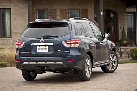 Nissan Pathfinder Hybrid No Longer Offered For 2016MY | Carscoops