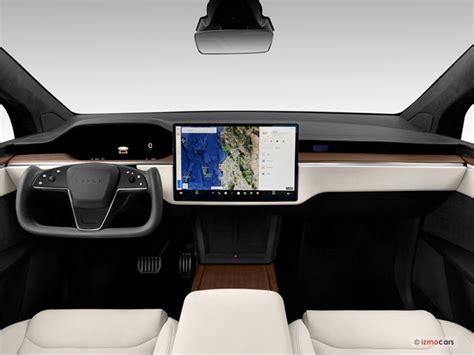 2023 Tesla Model X: 49 Interior Photos | U.S. News