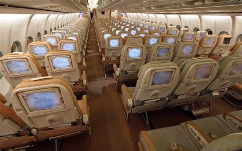 Airbus A340 300 - Seating, Performance Chart, Interior and Seats