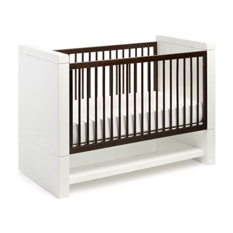 Professional Underwear Folder: Modern Baby Crib -- Brown to Black