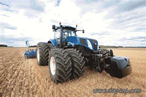 Tractors - Farm Machinery: New Holland T8 Series