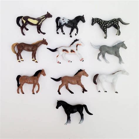 Set Of 10 Plastic Toy Horses By Little Lulubel | Toy horse, Plastic ...