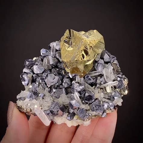 Chalcopyrite: Meaning, Healing Properties, And Powers, 56% OFF