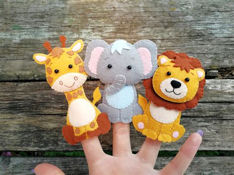 Felt animals Safari animals African animals finger puppets | Etsy