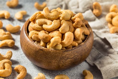 Buy Roasted Salted Cashews Online UAE – Dubai at Best Price