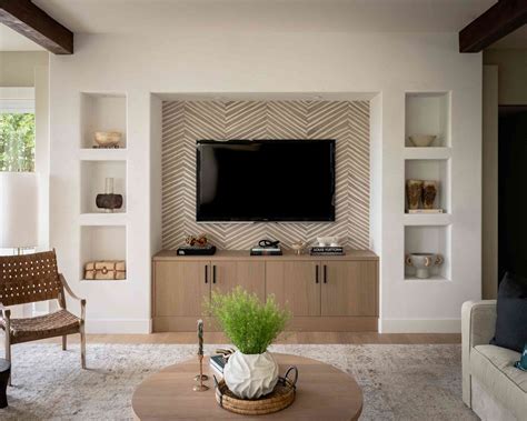 21 Small Living Rooms With TVs That Actually Look Good