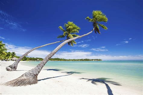 5 reasons why visiting Fiji will change your view on the world | HI ...