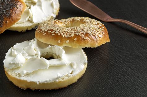 BAGEL & CREAM CHEESE - Brookfields