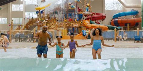 North America’s Largest Family Indoor Water Park Resorts | Great Wolf Lodge