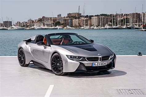 2019 BMW i8 Roadster Review - GTspirit