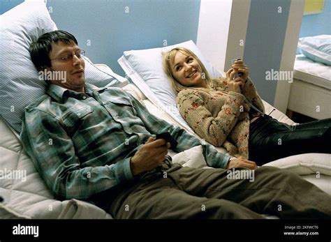 MADS MIKKELSEN, SONJA RICHTER, OPEN HEARTS, 2002 Stock Photo - Alamy