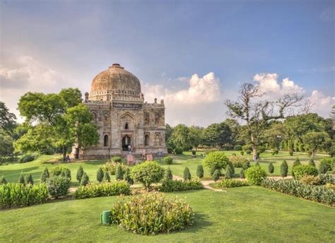 Lodi Gardens In Delhi | Fasci Garden