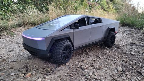 Tesla Cybertruck RC - TeslaRCs - Tesla Cybertruck RC cars